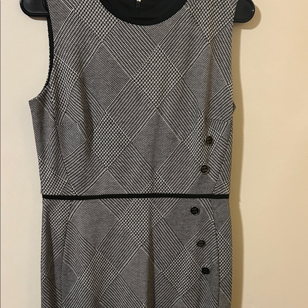 Enfocus Studio Black and White Geometric Midi Dress